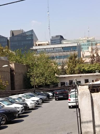 عکس پارکینگ آب و آتش