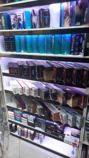 عکس آرایشی وبهداشتی پرند شعبه ۲