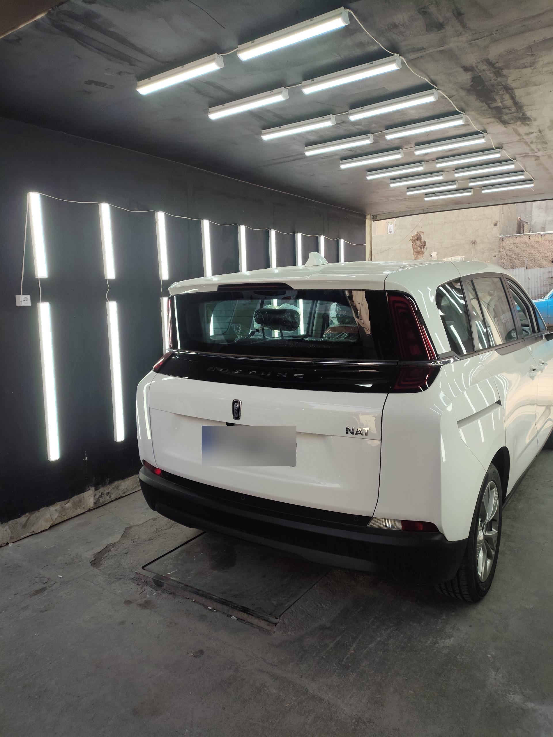 عکس تشخیص رنگ رویال خودرو 