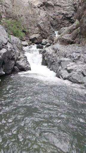 عکس آبشار کبوتر خوان