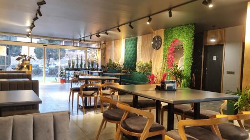 عکس کافه فست فود توسکا