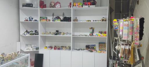 عکس گالری عینک و ساعت راز