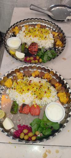 عکس غذاخوری ریحان