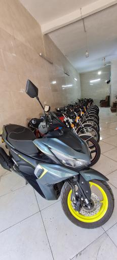 عکس پیشتاز موتور