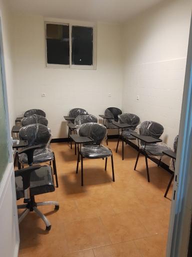 عکس آموزشگاه فنی و حرفه ای علم کهن