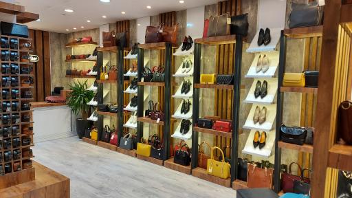 عکس فروشگاه چرم نگین مشهد 