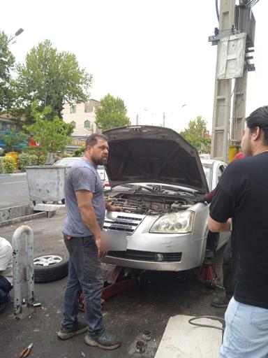 عکس تعمییرات تخصصی خودروهای چینی گلشنی