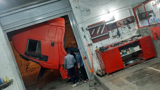 عکس تعمیرگاه برق خودرو دادرس