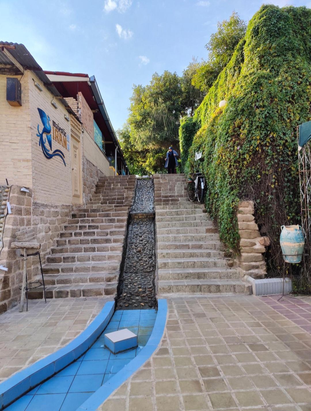 عکس نگارخانه سلمان