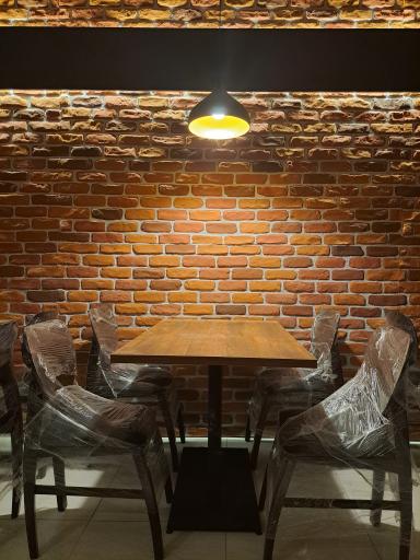 عکس رستوران زرین تاج