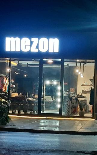 عکس بوتیک لباس مزون