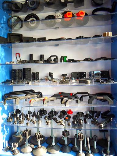 فروشگاه سوپر صنعت فاضلی 