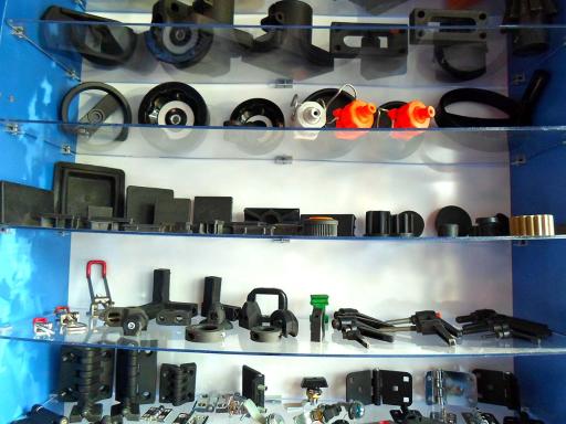 فروشگاه سوپر صنعت فاضلی 