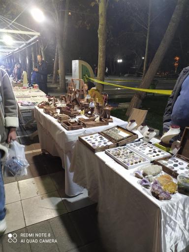 عکس پنجشنبه بازار هنرمندان