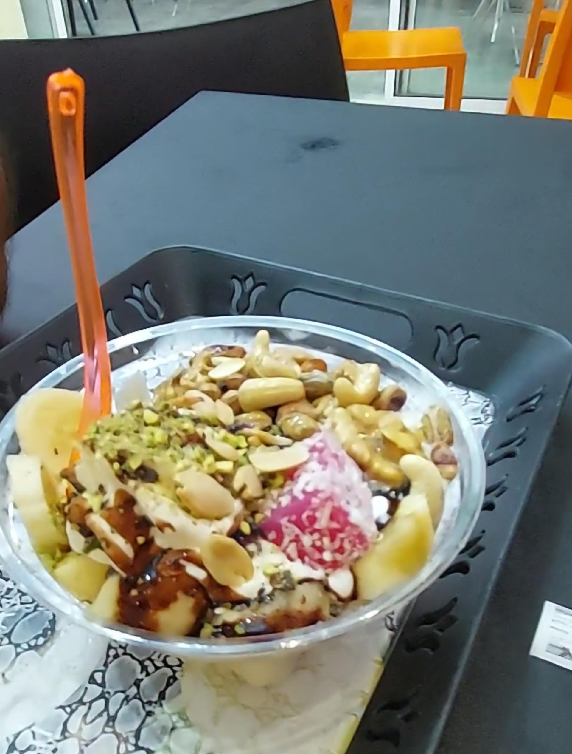 عکس ویتامینه بستنی سندباد شعبه نازی آباد