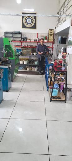 عکس تعمیر سوزن  مهدی رضا زاده