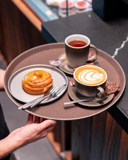 عکس کافه بن مانو اکسپلور