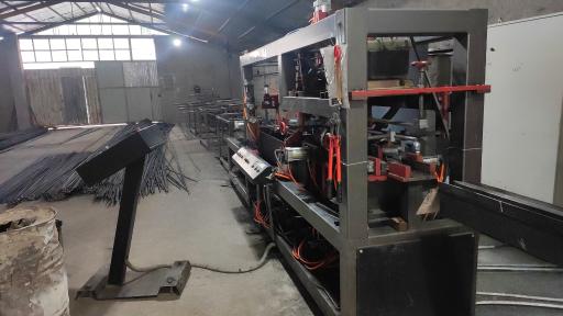 عکس کارگاه تولیدی تیرچه و بلوک و یونولیت