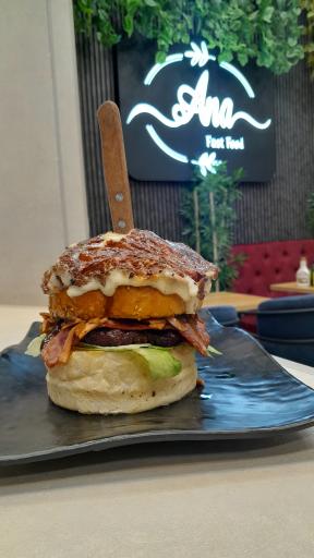 عکس   کافه فست فود آنا