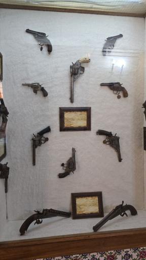 عکس موزه نظامی فارس