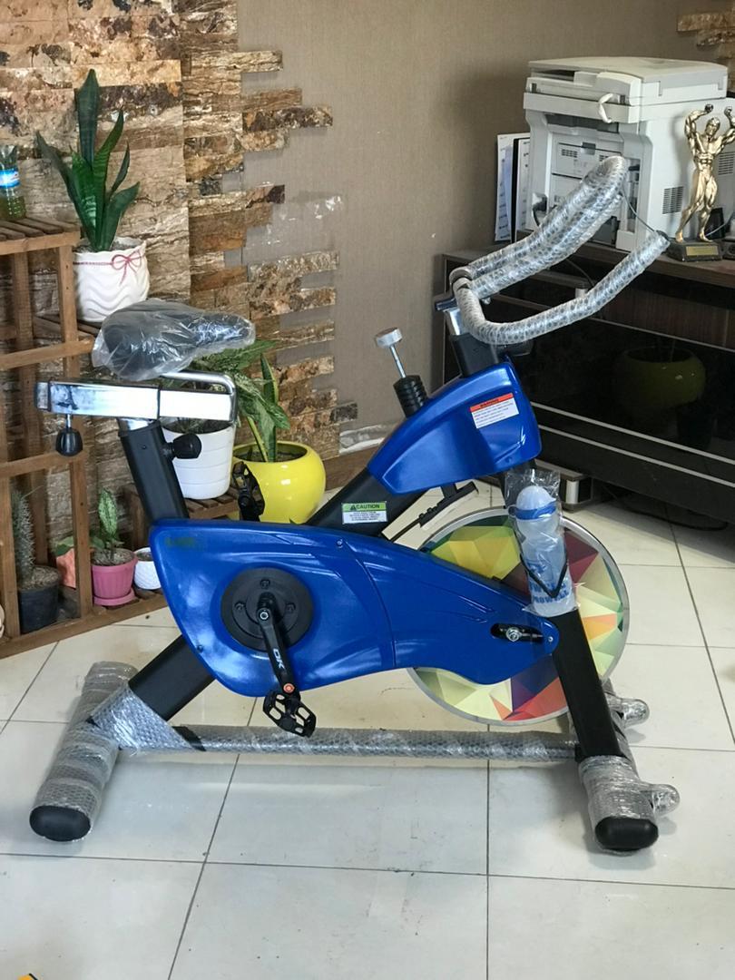 عکس فروشگاه تردمیل امیرنیا