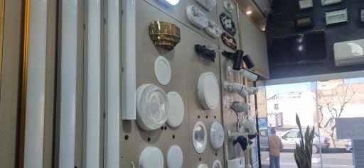 عکس الکتریکی نور