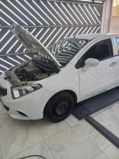 عکس کارشناسی و تشخیص رنگ  خودرو جوکار