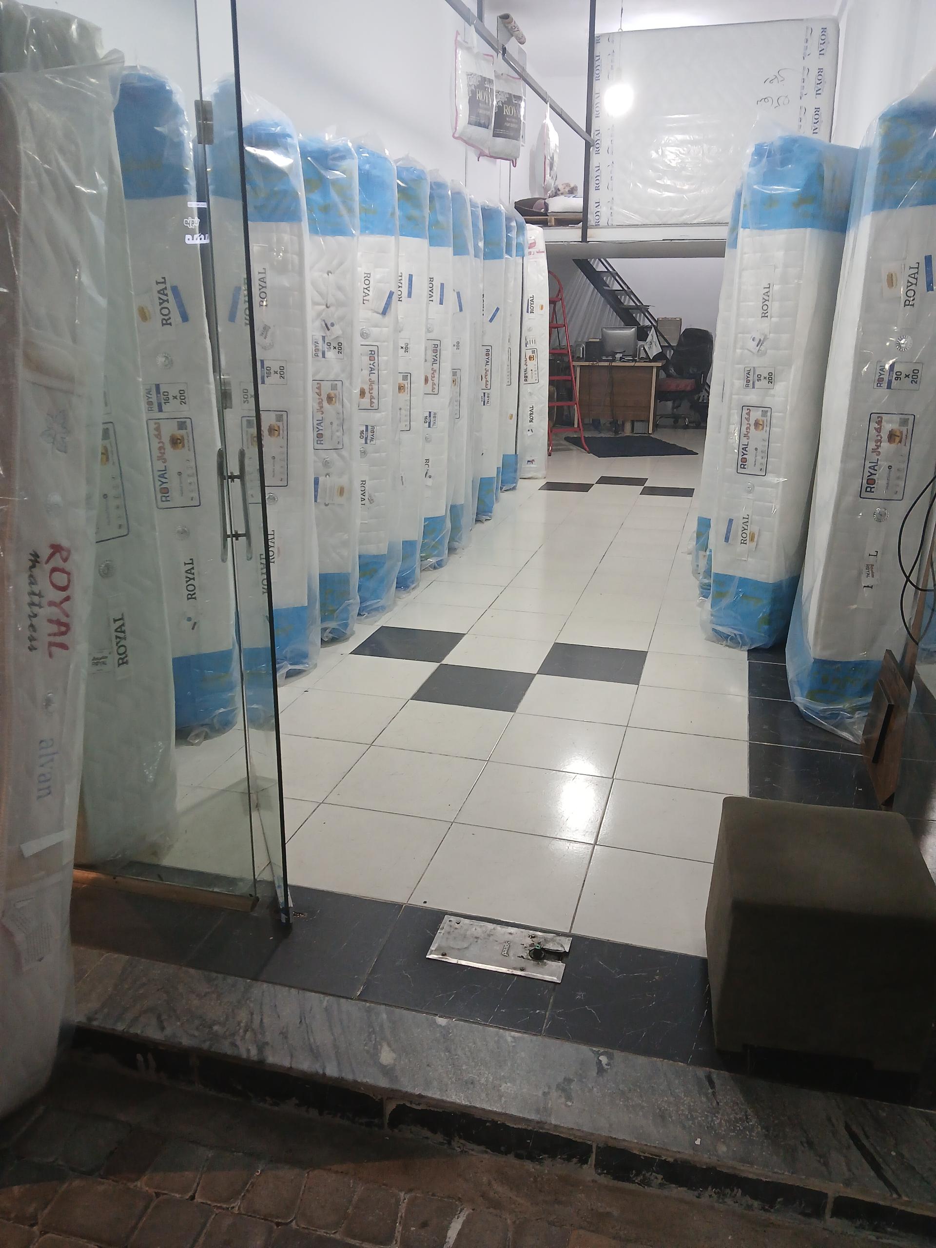 عکس نمایدگی تشک رویال اصل