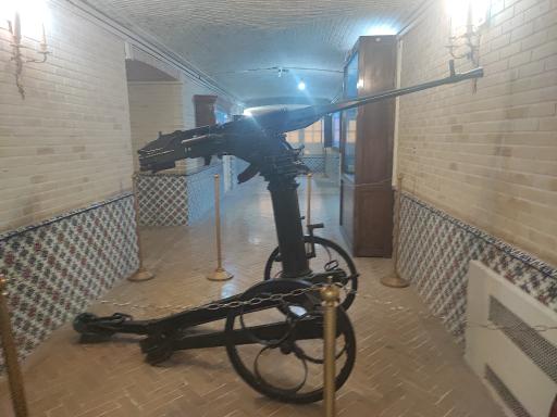 عکس موزه نظامی فارس