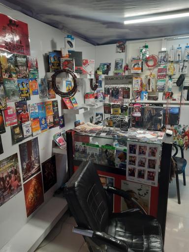 عکس کافه فیلم آداک