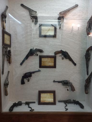 عکس موزه نظامی فارس