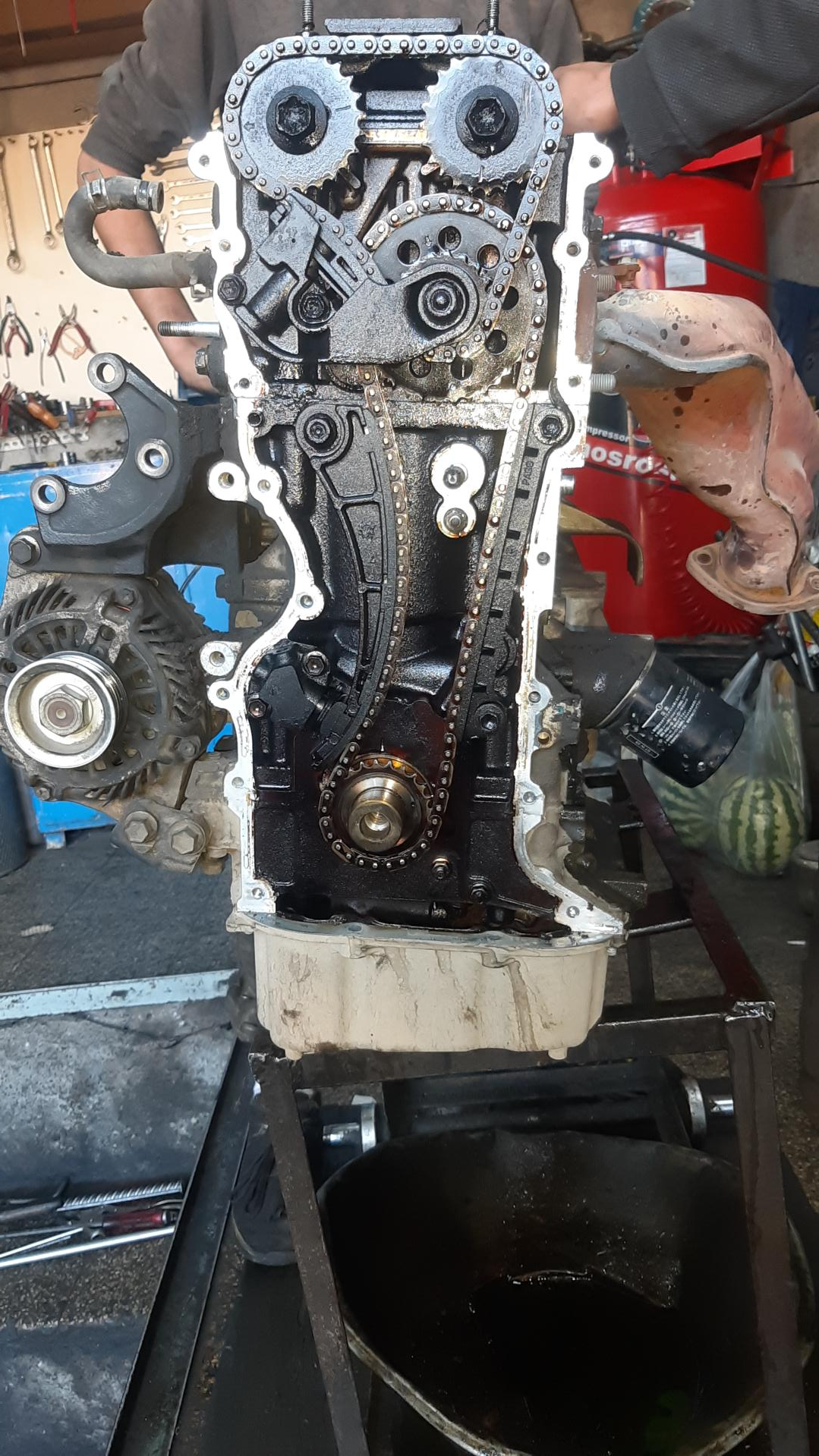 عکس تکنسین مکانیکی رالی