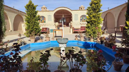 عکس اقامتگاه گلنار دخت