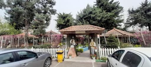 کافه سنتی کادوس