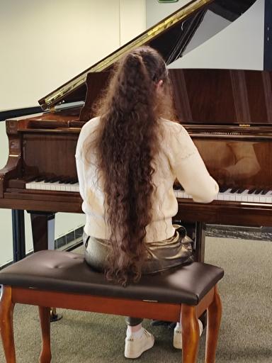 عکس آموزشگاه موسیقی نقاشی هنرمندان راگا