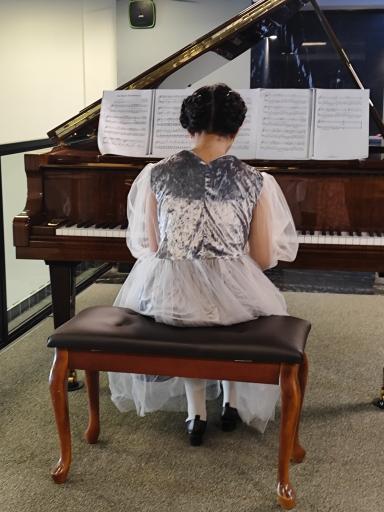 عکس آموزشگاه موسیقی نقاشی هنرمندان راگا