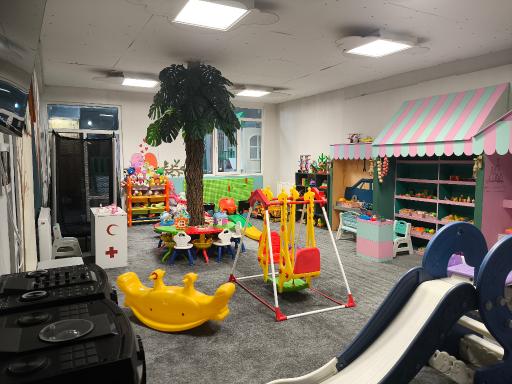 عکس مهد کودک و پیش دبستانی و خانه بازی گرینلند