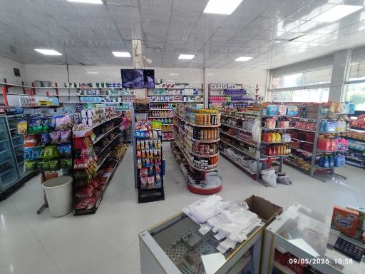 عکس فروشگاه زنجیره ای گندم - هشتگرد سعید آباد