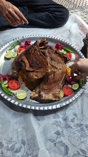 کافه رستوران سلطنت