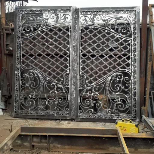 عکس کارگاه درب و پنجره سازی شهرام قاسمی 