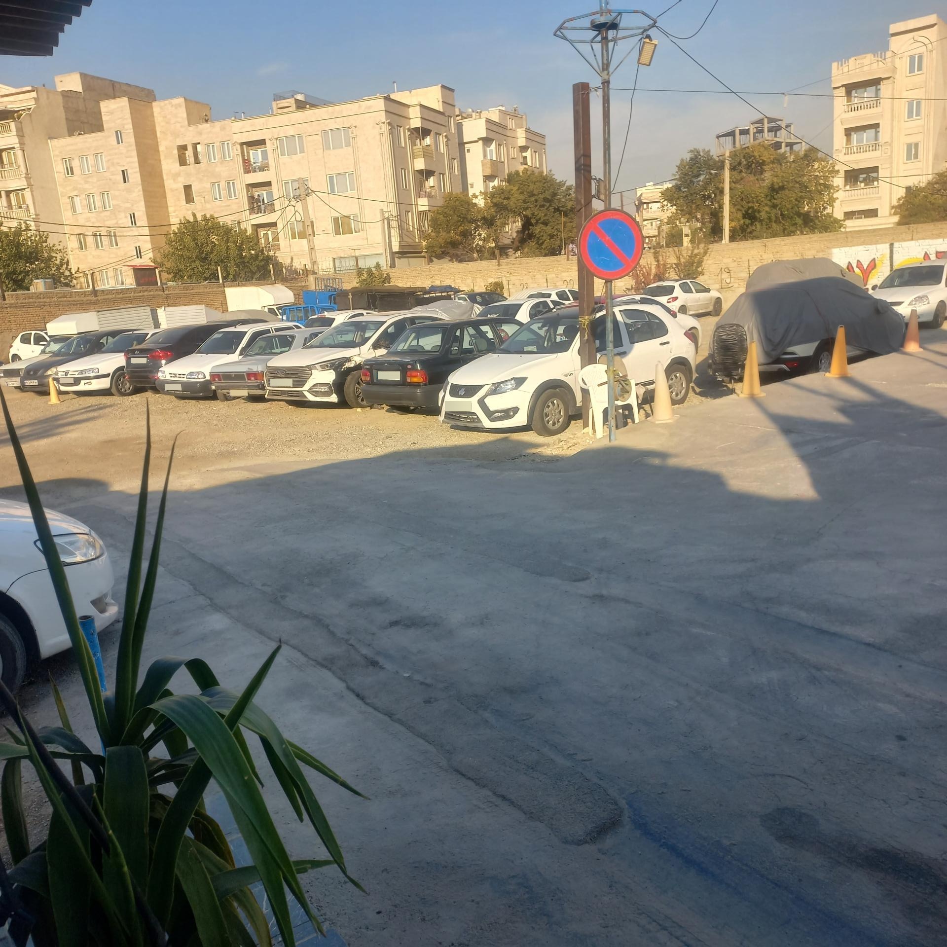 عکس پارکینگ شبانه روزی اسکندری