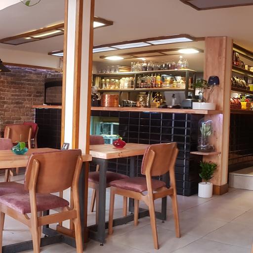 عکس کافه آلندا