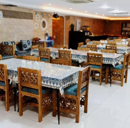 عکس کافه رستوران شب های دلگشا