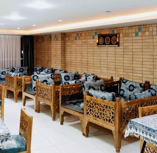 عکس کافه رستوران شب های دلگشا