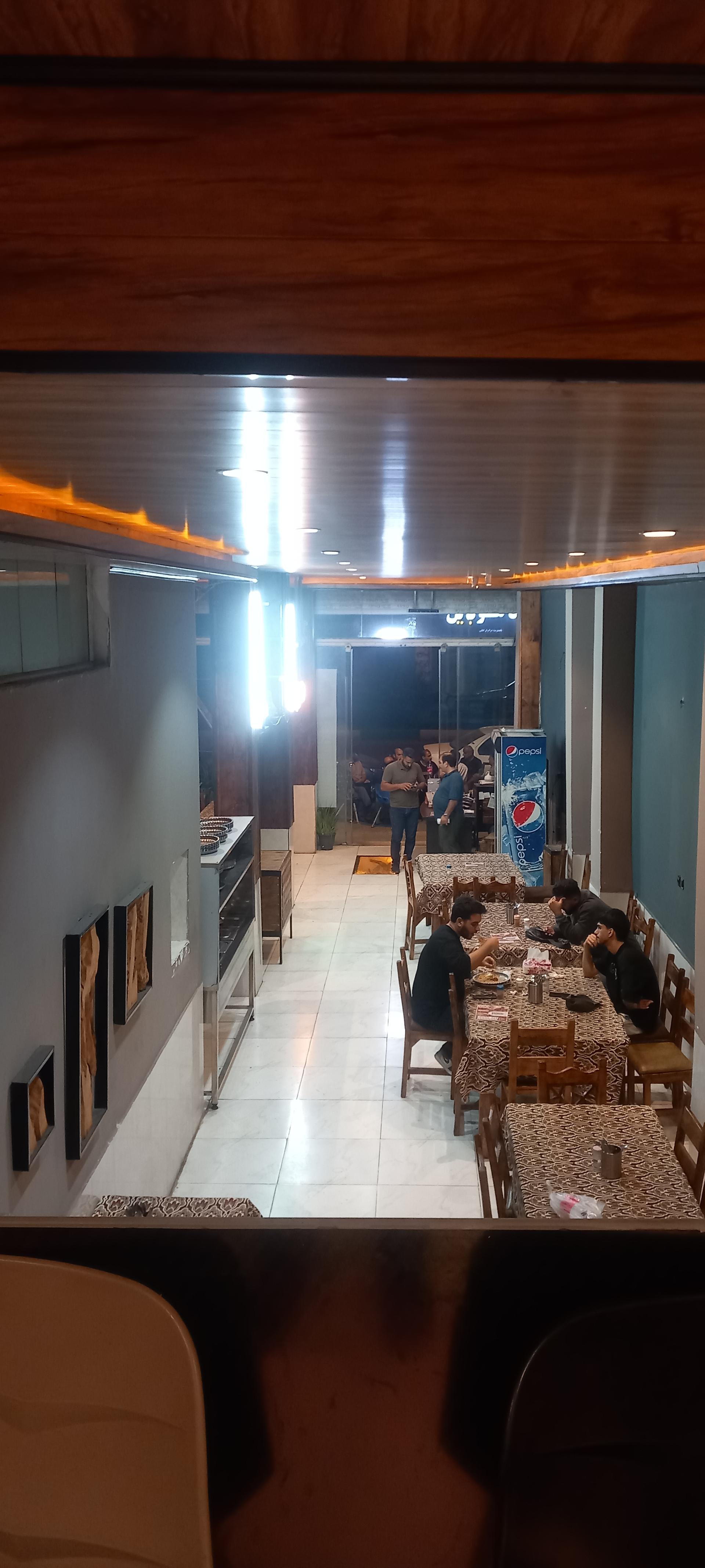 عکس رستوران تیسا