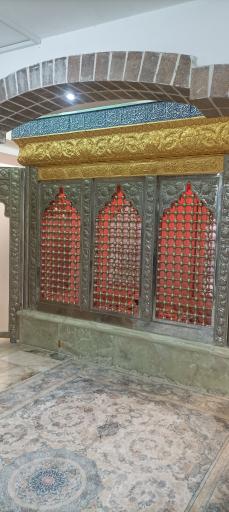 عکس آرامگاه هاجر خاتون