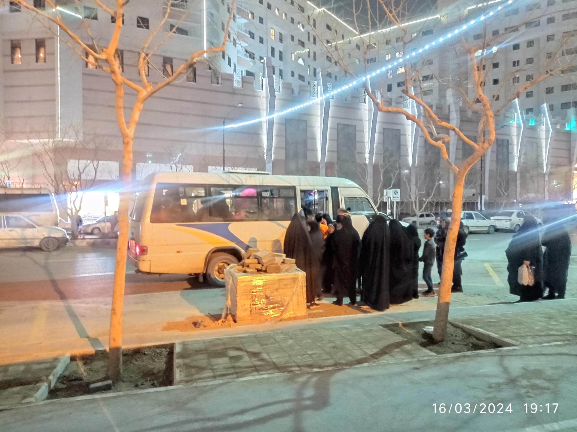 عکس میدان طبرسی