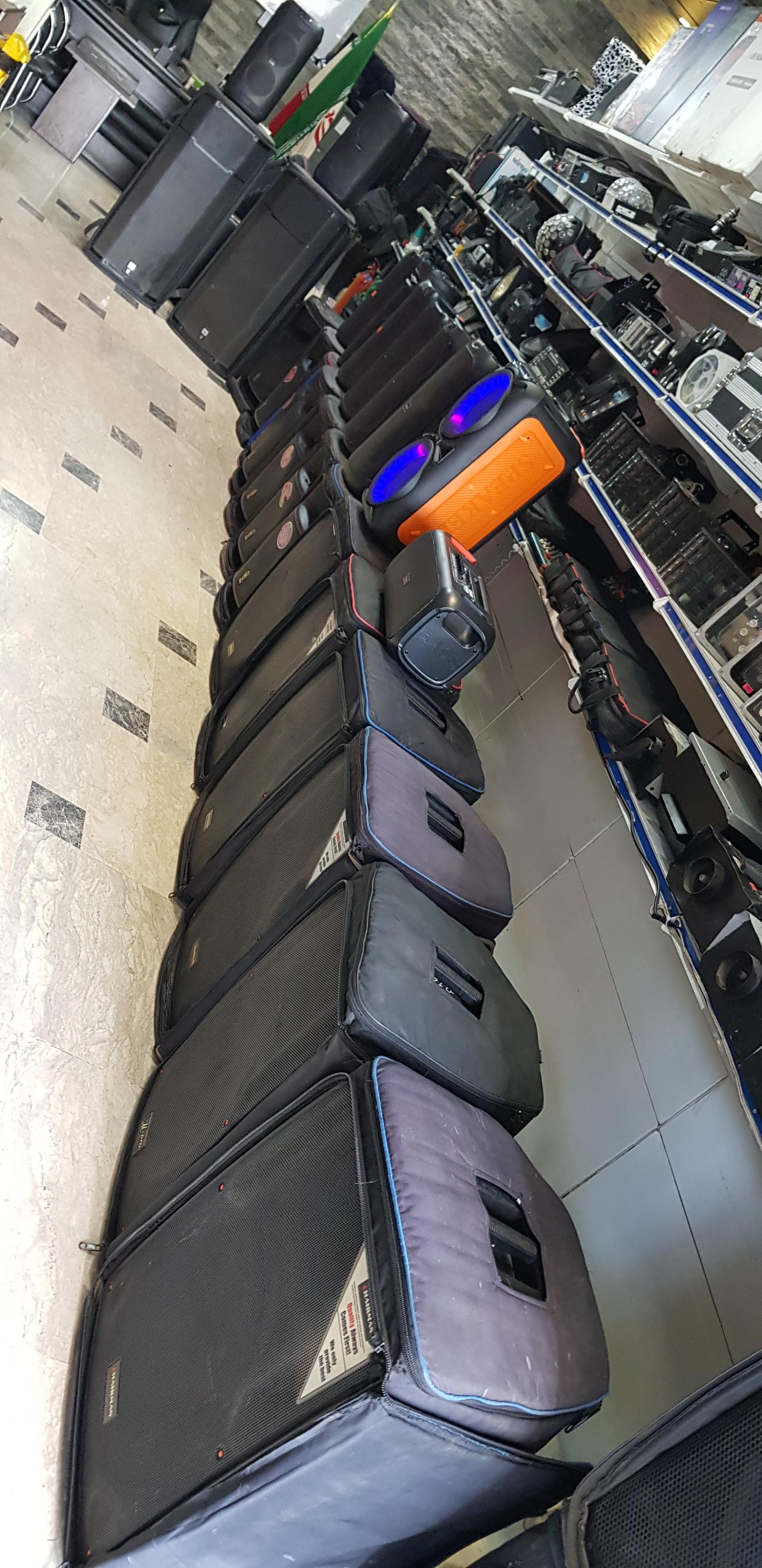 عکس اجاره باند و رقص نور بابک