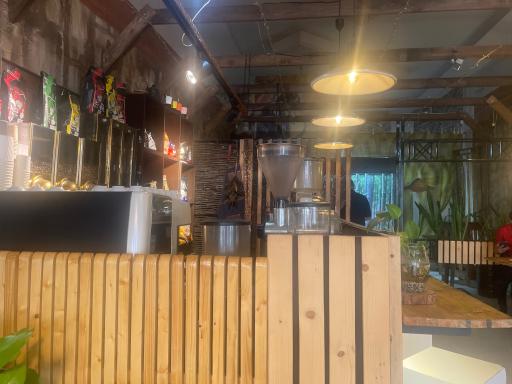 عکس کافی شاپ فانوس