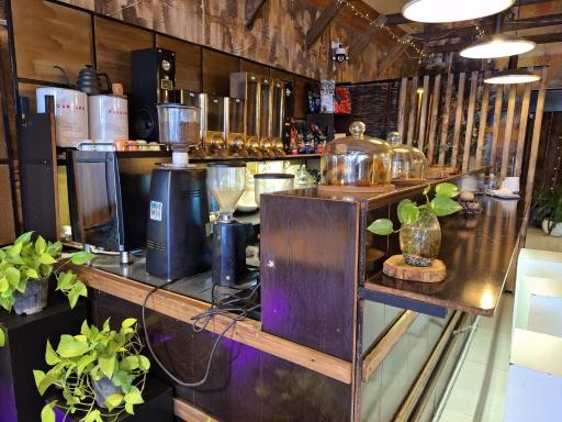 عکس کافی شاپ فانوس